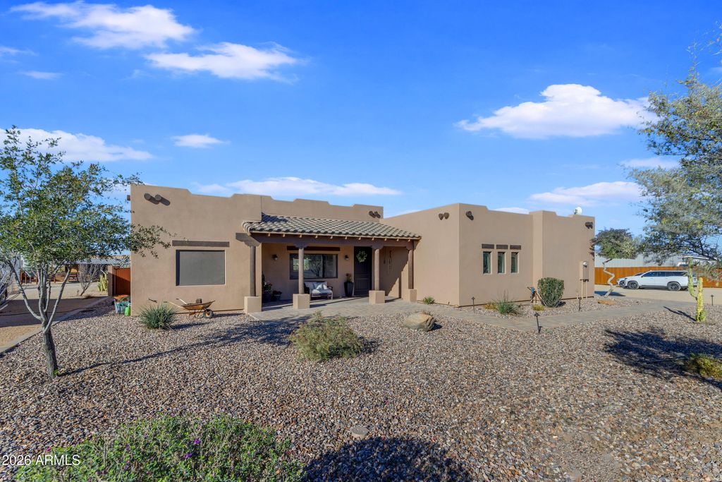 2258 W SILVERDALE Road, San Tan Valley, AZ 85144 — photo 4