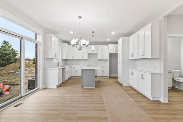 45532 Gable Drive, Macomb Twp, MI 48044