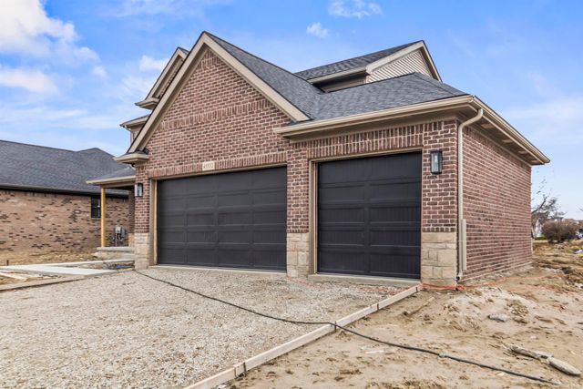 45532 Gable Drive, Macomb Twp, MI 48044