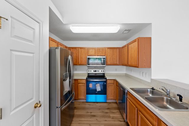 146 Two Pond Loop, Ladson, SC 29456