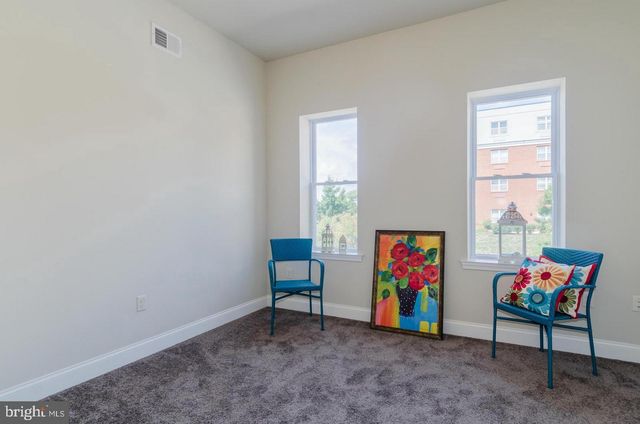 2217 W BALTIMORE ST, Baltimore, MD 21223