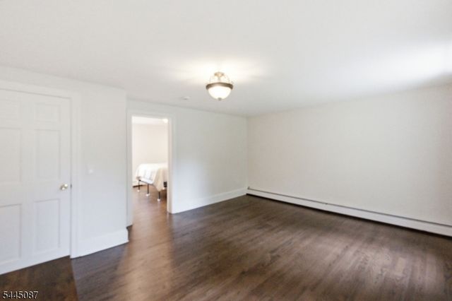 80 Reynolds Ave, Parsippany-troy Hills Twp., NJ 07054