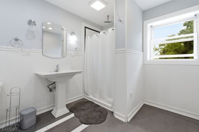 80 Reynolds Ave, Parsippany-troy Hills Twp., NJ 07054