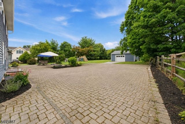 80 Reynolds Ave, Parsippany-troy Hills Twp., NJ 07054