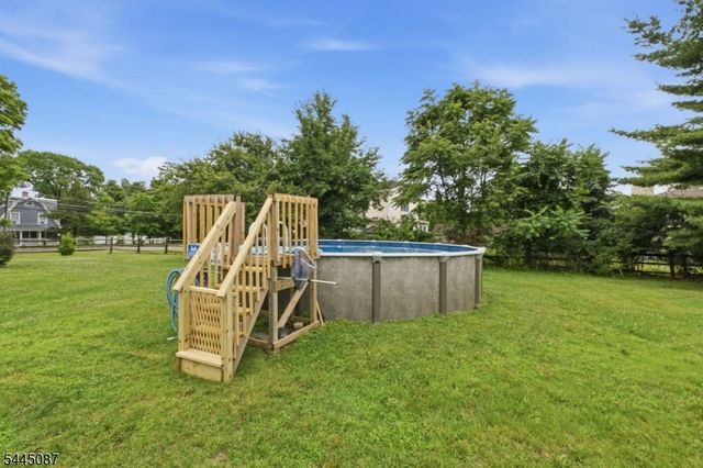 80 Reynolds Ave, Parsippany-troy Hills Twp., NJ 07054