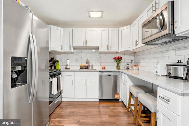 59 QUAIL RD, Levittown, PA 19057