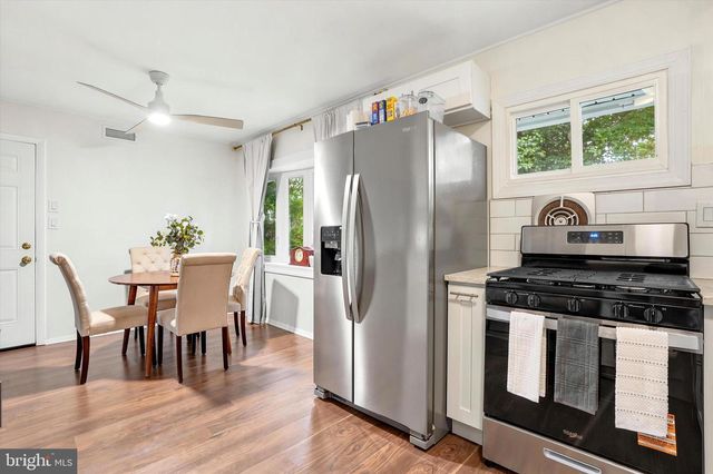 59 QUAIL RD, Levittown, PA 19057