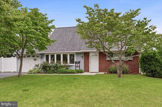 59 QUAIL RD, Levittown, PA 19057