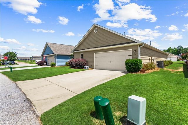 913 Widener Memorial Boulevard, Winder, GA 30680