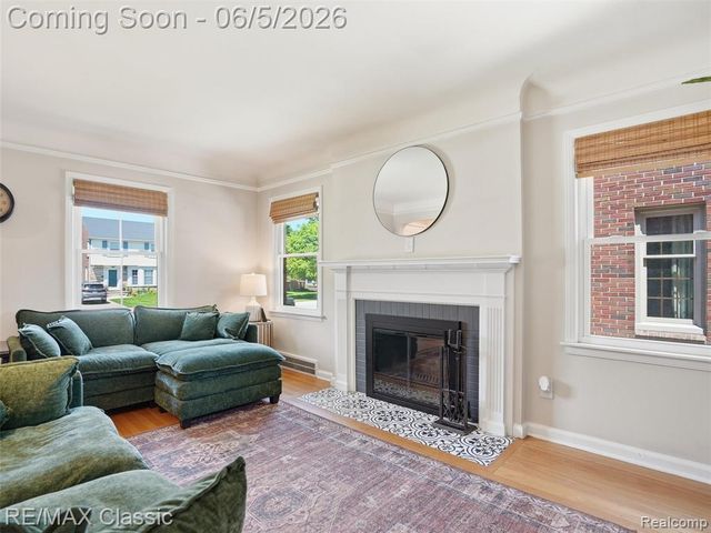 724 N Mildred Street, Dearborn, MI 48128
