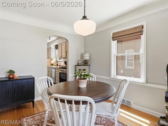 724 N Mildred Street, Dearborn, MI 48128