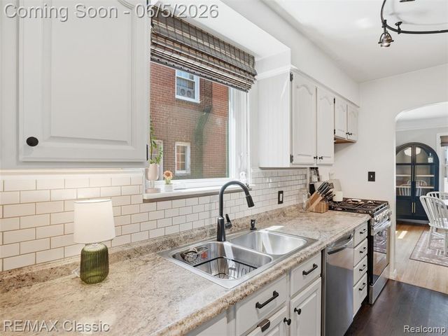 724 N Mildred Street, Dearborn, MI 48128