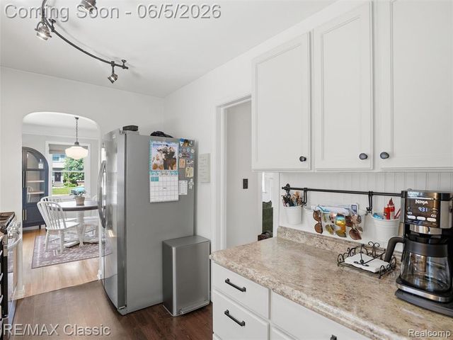 724 N Mildred Street, Dearborn, MI 48128
