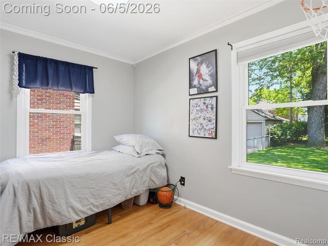 724 N Mildred Street, Dearborn, MI 48128