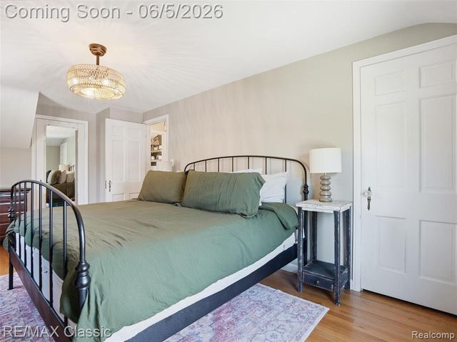 724 N Mildred Street, Dearborn, MI 48128