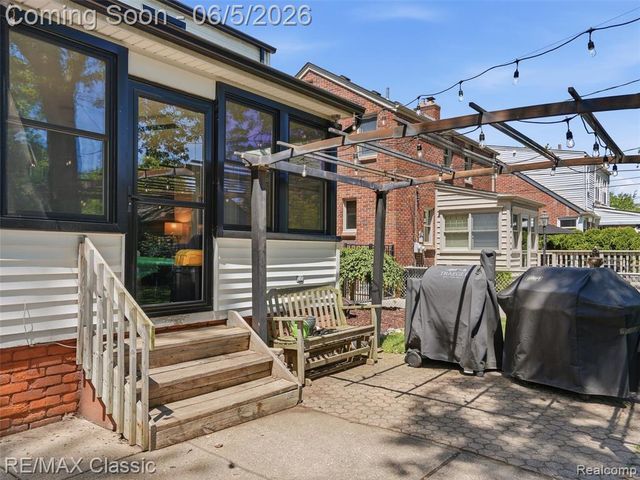 724 N Mildred Street, Dearborn, MI 48128