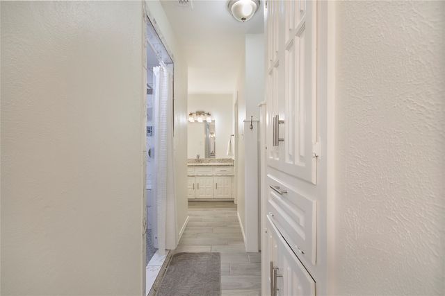 1700 Prestonwood Drive, Arlington, TX 76012