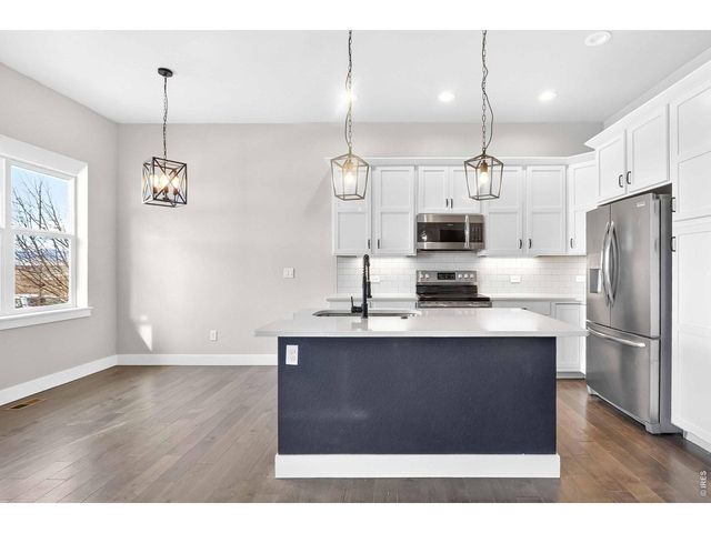 5087 River Roads Dr, Timnath, CO 80547