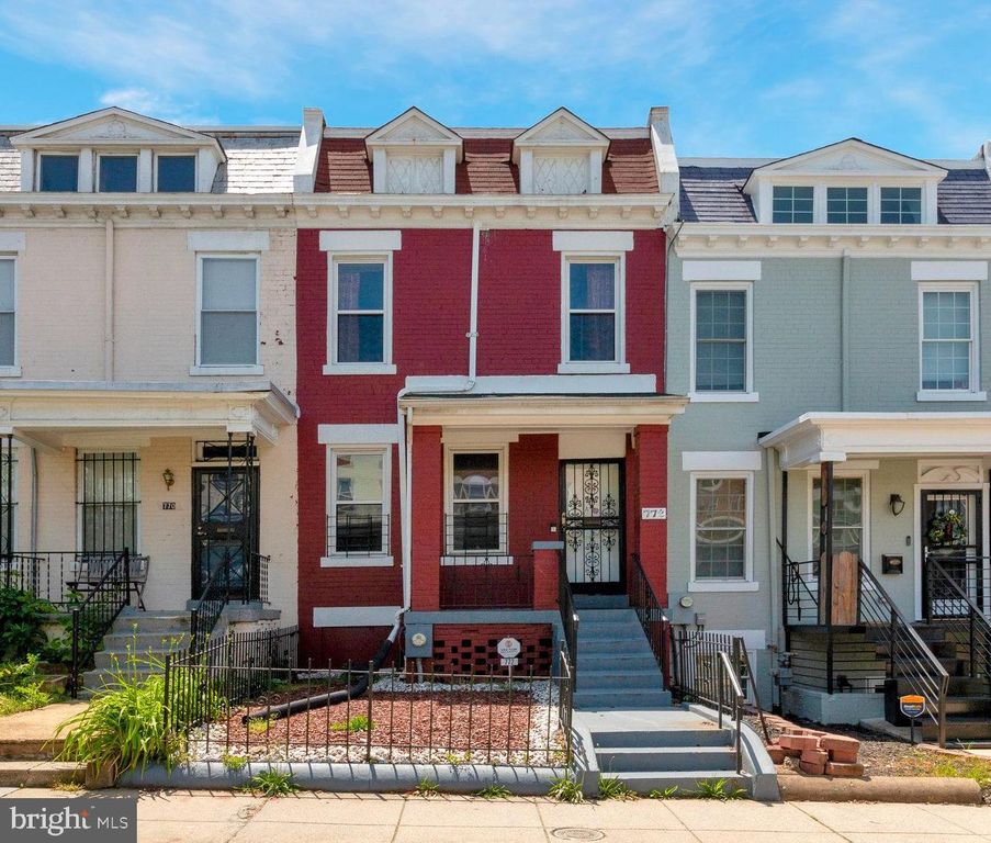 772 COLUMBIA ROAD, Washington, DC 20001