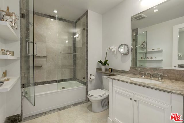 1 W Century Drive 17C, Los Angeles, CA 90067