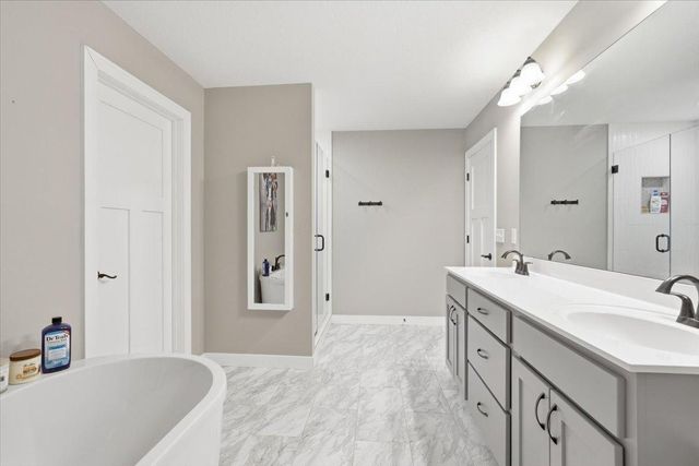 999 152nd Avenue, New Richmond, WI 54017