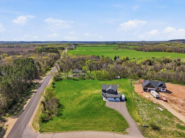 999 152nd Avenue, New Richmond, WI 54017