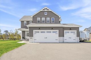 999 152nd Avenue, New Richmond, WI 54017