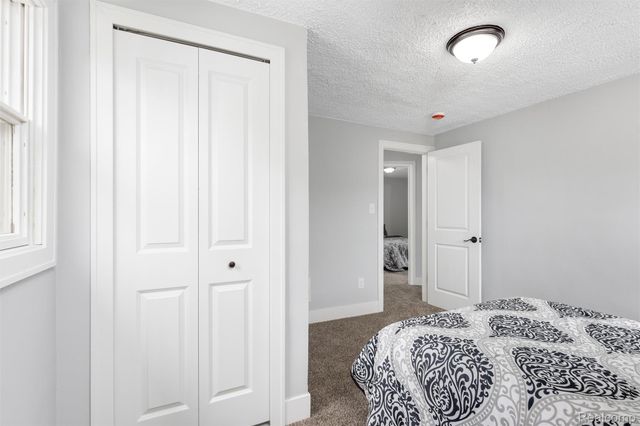 200 Alice Avenue, Bloomfield Hills, MI 48302