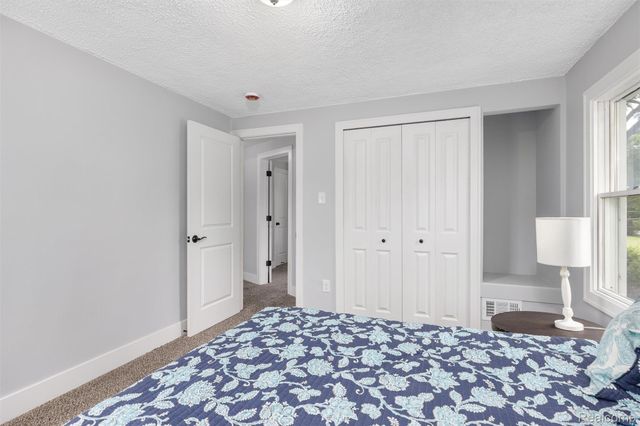 200 Alice Avenue, Bloomfield Hills, MI 48302