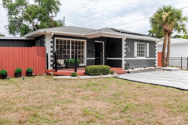 210 49 TH STREET N, St Petersburg, FL 33710