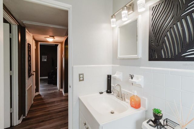 210 49 TH STREET N, St Petersburg, FL 33710