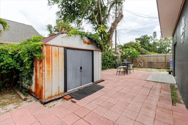 210 49 TH STREET N, St Petersburg, FL 33710