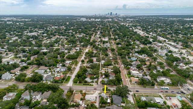 210 49 TH STREET N, St Petersburg, FL 33710