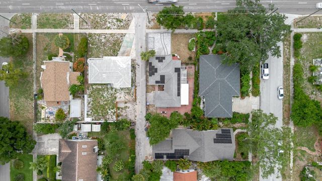 210 49 TH STREET N, St Petersburg, FL 33710