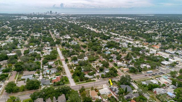 210 49 TH STREET N, St Petersburg, FL 33710