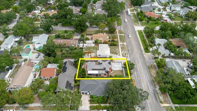 210 49 TH STREET N, St Petersburg, FL 33710