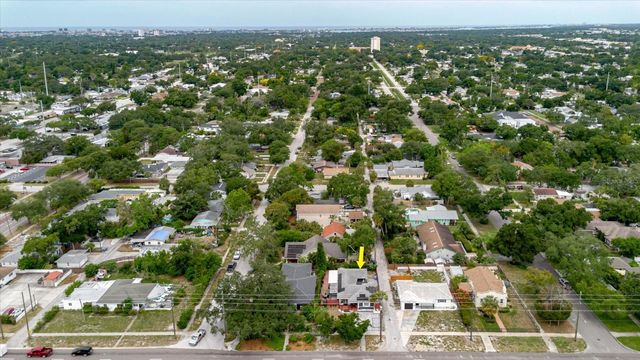 210 49 TH STREET N, St Petersburg, FL 33710