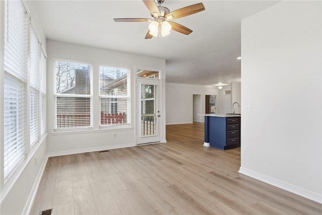 6 E Williamsburg Lane, Bella Vista, AR 72715