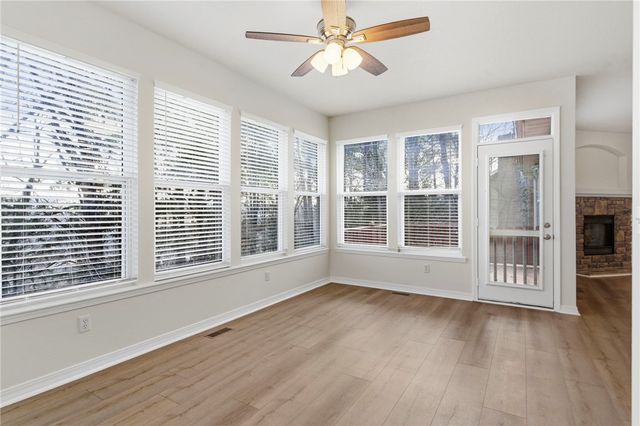 6 E Williamsburg Lane, Bella Vista, AR 72715