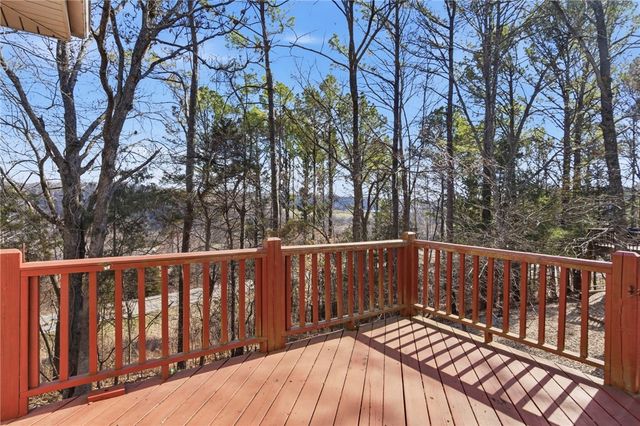 6 E Williamsburg Lane, Bella Vista, AR 72715