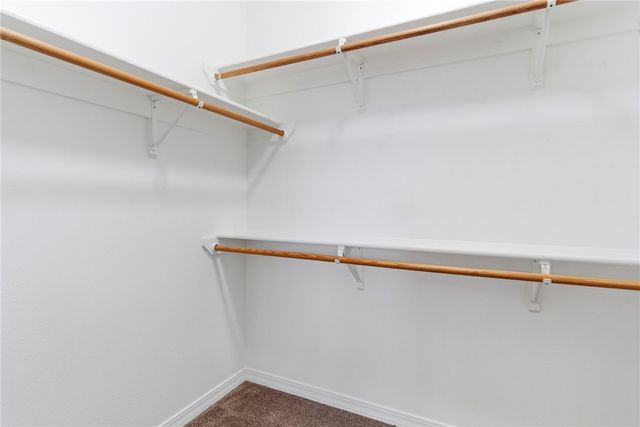 6 E Williamsburg Lane, Bella Vista, AR 72715