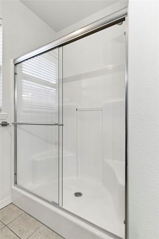 6 E Williamsburg Lane, Bella Vista, AR 72715