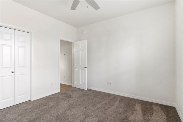 6 E Williamsburg Lane, Bella Vista, AR 72715