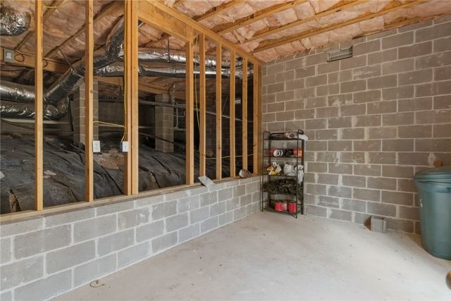 6 E Williamsburg Lane, Bella Vista, AR 72715