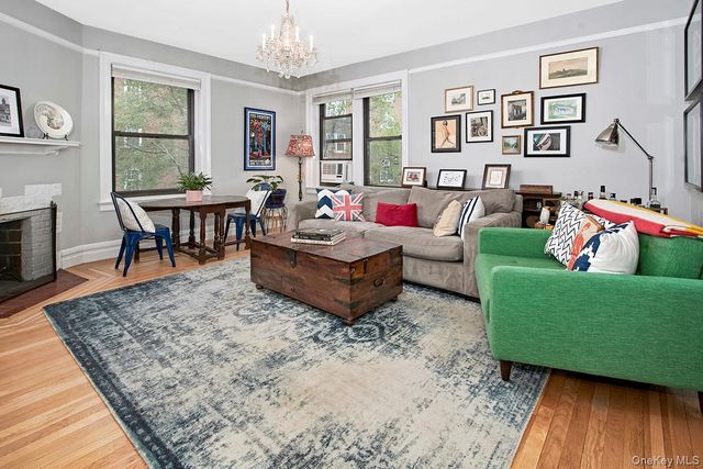 246 Bronxville Road I3, Bronxville, NY 10708