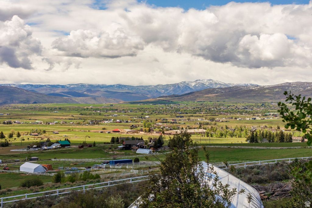 Image 15 of property listing at 442 SPLENDOR RD, Kamas, UT 84036