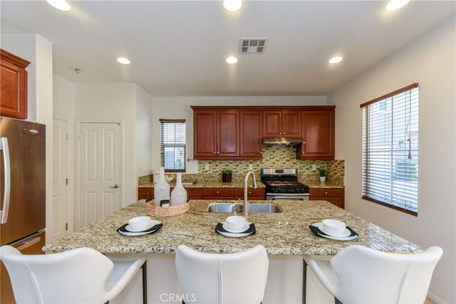 77 Keepsake 44, Irvine, CA 92618