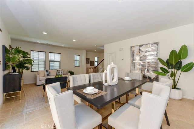 77 Keepsake 44, Irvine, CA 92618