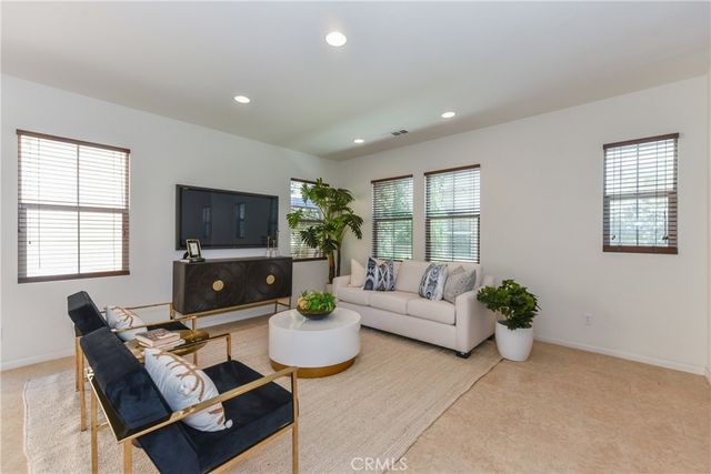 77 Keepsake 44, Irvine, CA 92618