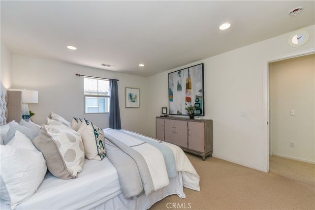 77 Keepsake 44, Irvine, CA 92618